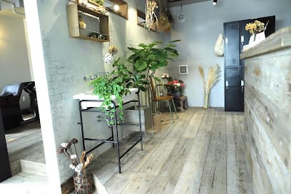 Hair Salon Loma（ヘアーサロン ロマ）