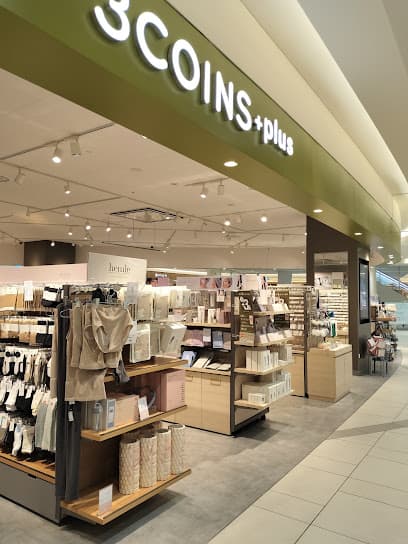 3COINS+plus くずはモール店