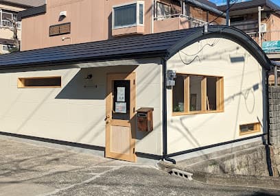 革小物 遊間